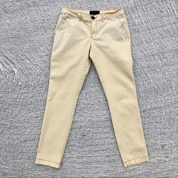 Banana Republic Factory Pants - Banana Republic girlfriend cut yellow pants!